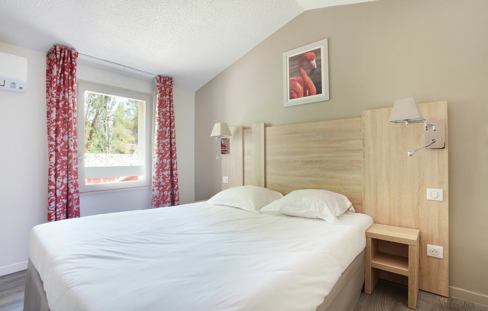 Residence Odalys Le Village Camarguais Les Gardians アルル エクステリア 写真
