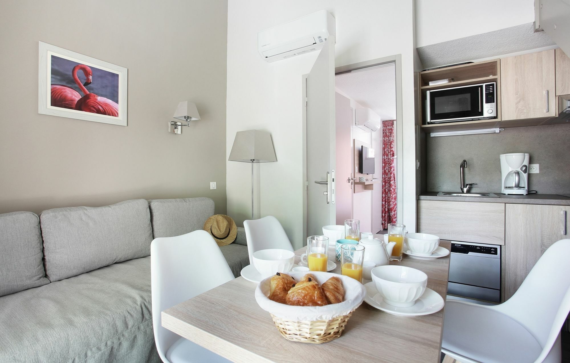 Residence Odalys Le Village Camarguais Les Gardians アルル エクステリア 写真