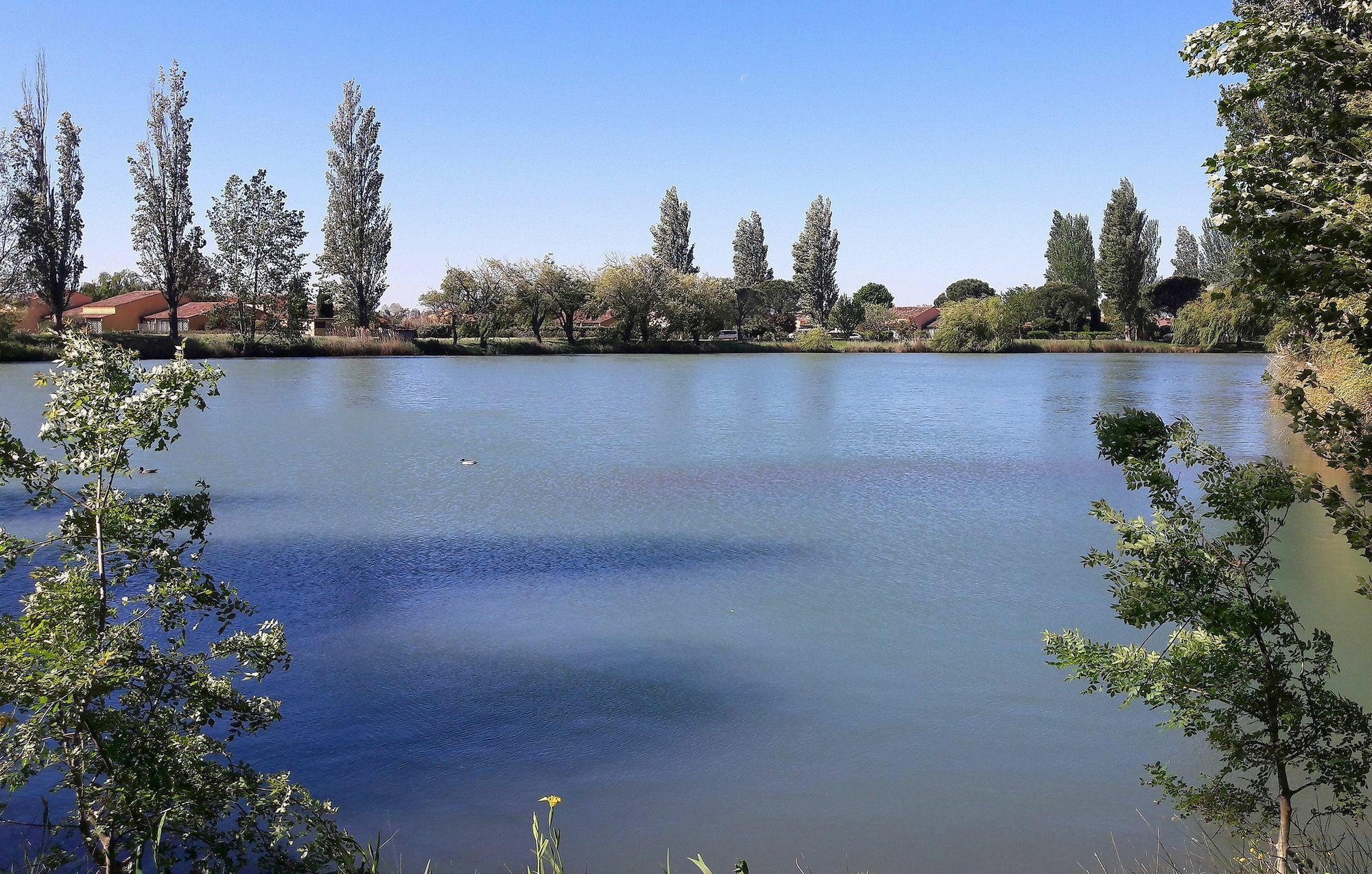 Residence Odalys Le Village Camarguais Les Gardians アルル エクステリア 写真